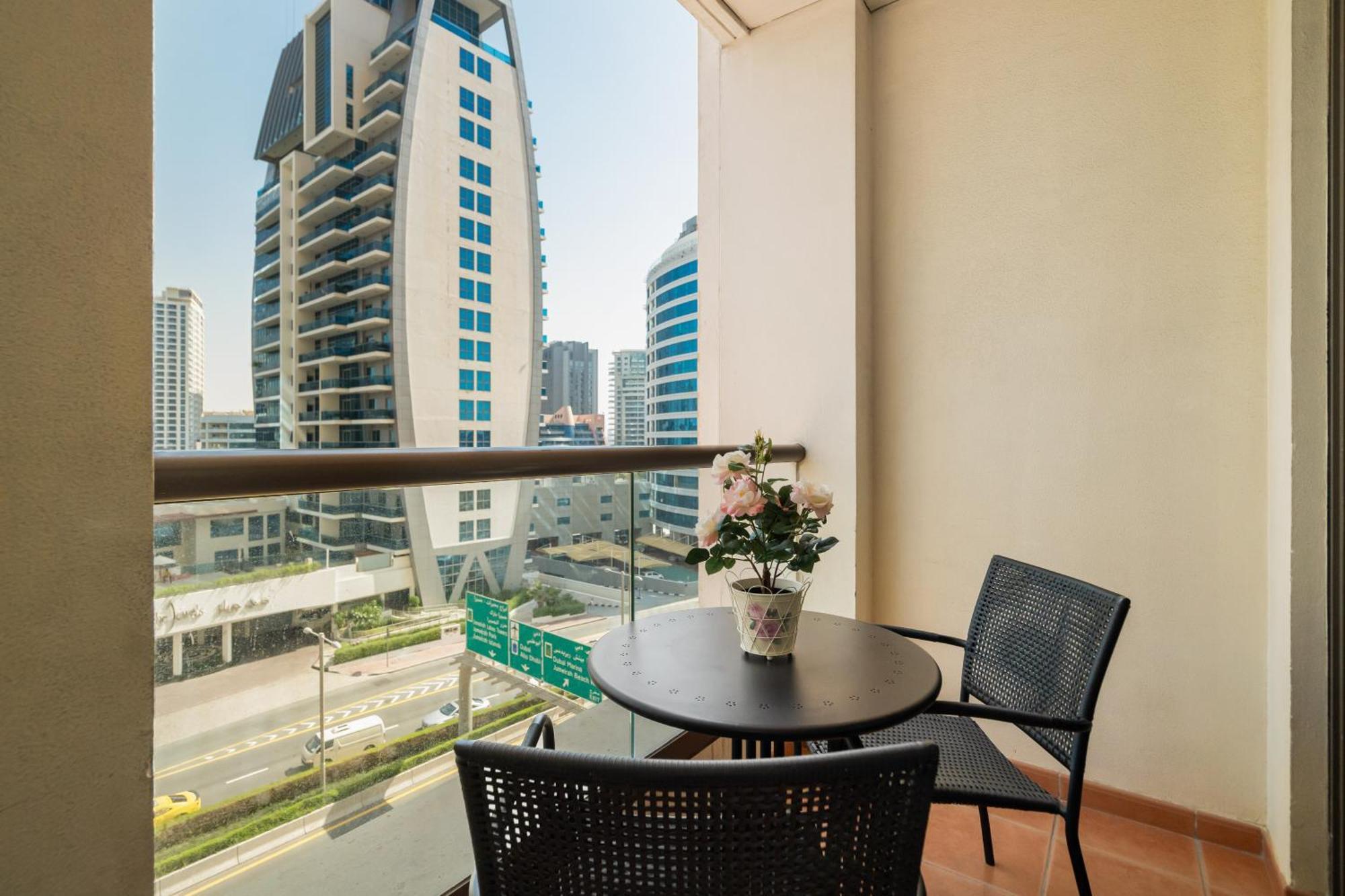 Beautiful 2Br & 4Br Apartments On Jbr Beach, Walking Distance To Bluewaters Island - By Sunkissed Holiday Homes Dubaj Exteriér fotografie